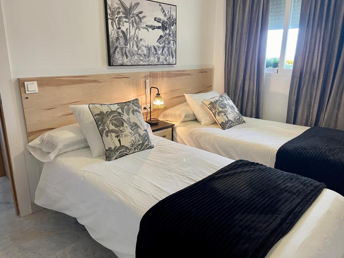Puerto Banus Beach Espectacular Atico Marbella Exterior photo